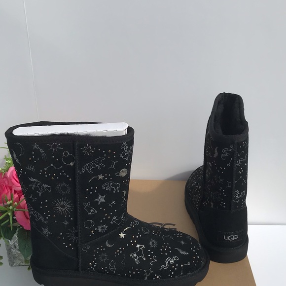 UGG Classic Zodiac Short Boots - Picture 7 of 8